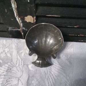 Wilton Silver-Tone Shell Jewelry Dish